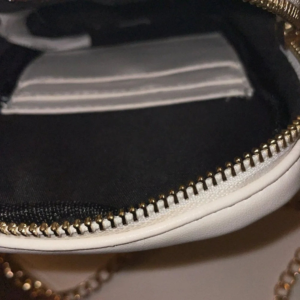 Purse - Picture 5 of 5